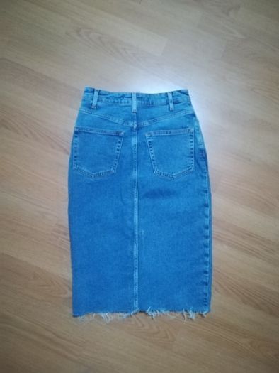Denim pencil skirt