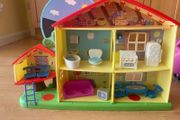 Peppa pig playset house