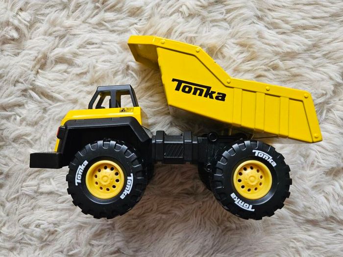 Tonka Mighty Metal Fleet Dump Truck