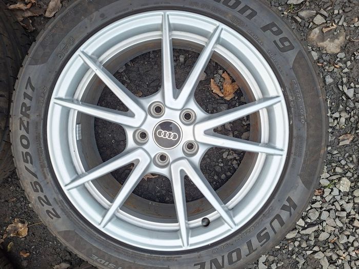 17" Genuine Audi Alloys with tyres