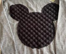 United Colors of Benetton Disney jumper age 6 to 7 yrs New