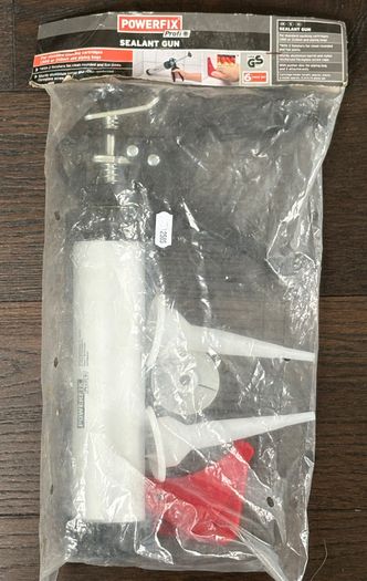 Caulking gun