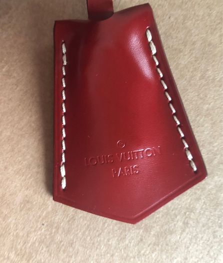 Louis Vuitton Suhali L'Essentiel PM bag