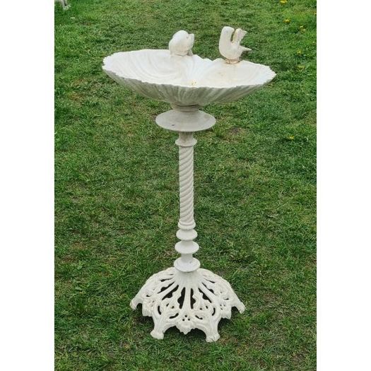 Cast Iron Bird Bath Tall H35
