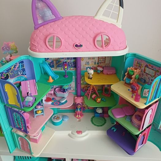 Gabby's Dollhouse