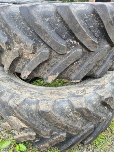Tyres 650/65R32