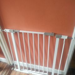 Baby gate free
