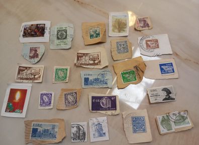 15 x old Irish stamps, perfect for a beginner stamp collector, D18 post 3e