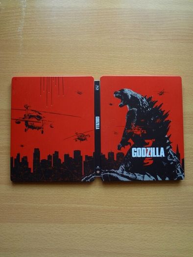 Godzilla (2014) 3D & Blu Ray Steelbook (RARE)