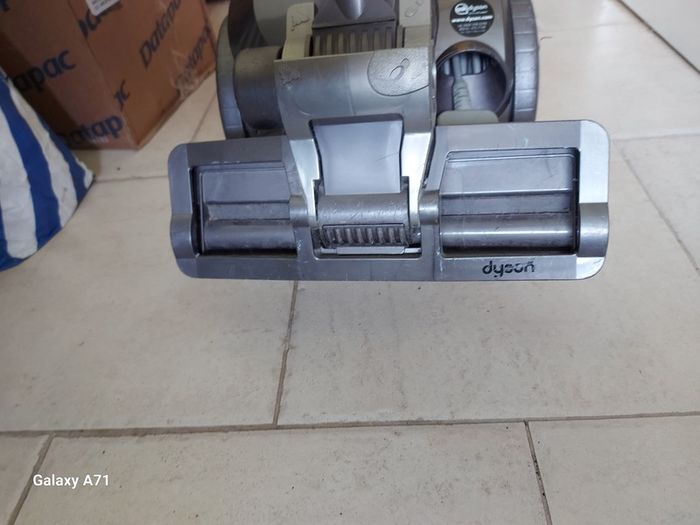 DYSON DC19 T Multifloor Vacuum Cleaner, in perfect working order