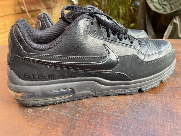 Nike Air Max size 8.5