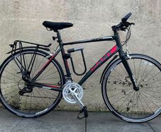 Giant FCR Hybrid  Road Bike  Excellent Condition