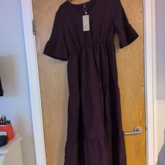 Emery Rose Plum Dress.  S- M-  B.N.W.T
