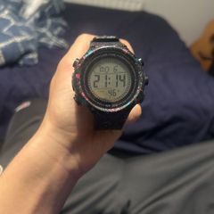 Digital watch