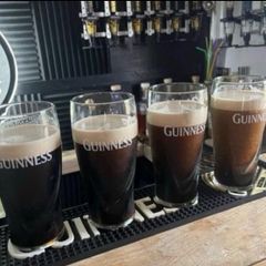 Guinness pint glasses - modern 6 no.