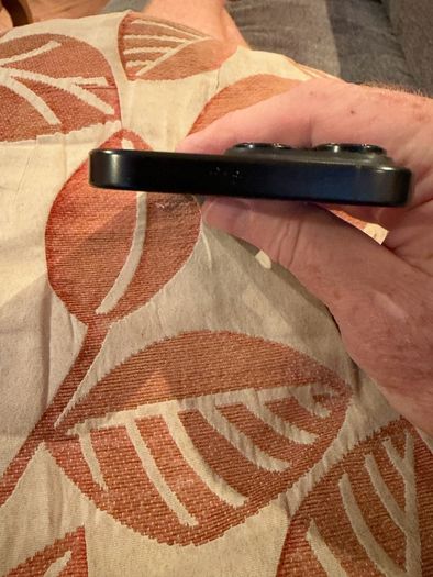 Apple iPhone 16 Pro 128GB Black Titanium Unlocked and Boxed