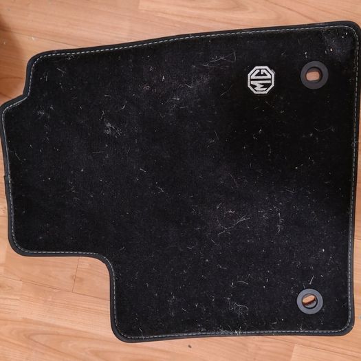 CIK-CAR rubber floor mats for MG4 (2022-)