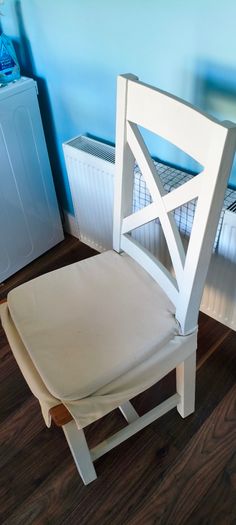 4 solid wood kitchen chairs