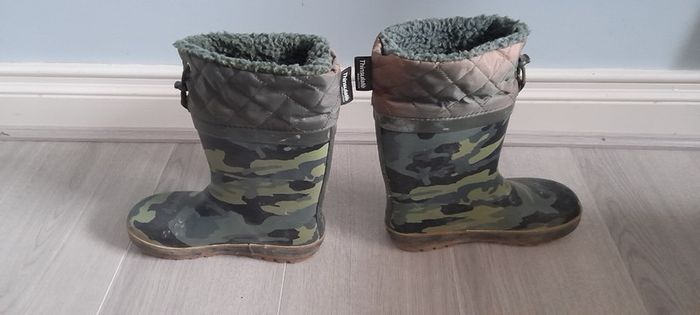 Rain boots