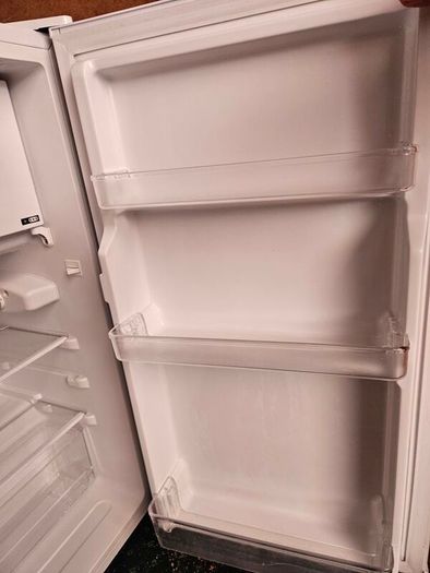 undercounter fridge