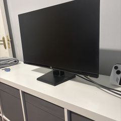 HP 27 Inch Monitor