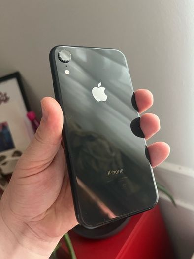 iPhone XR 64gb