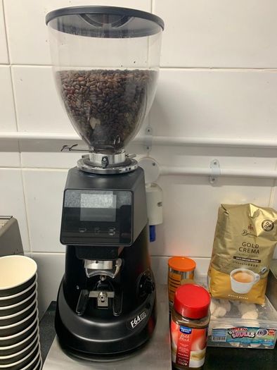 Automatic grinder