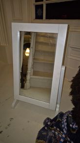 Vanity mirror with jewellery storage