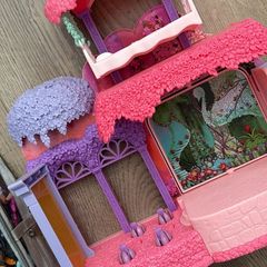 Encanto Doll House and dolls