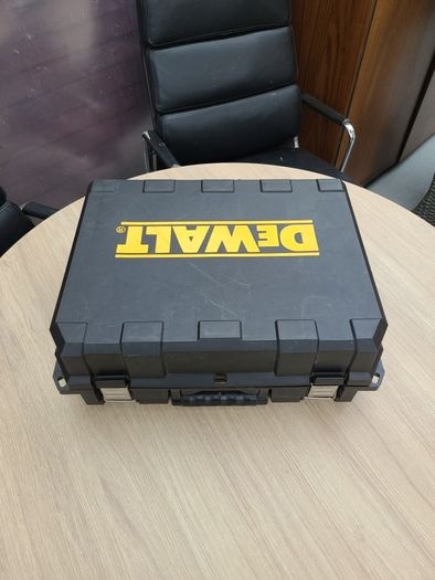 DeWalt Nail Gun