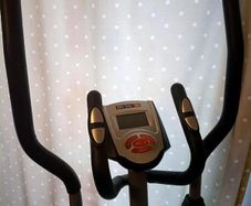 Body Tech Elliptical Cross Trainer / Exercise Machine