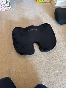 Seat cushion for office chair
