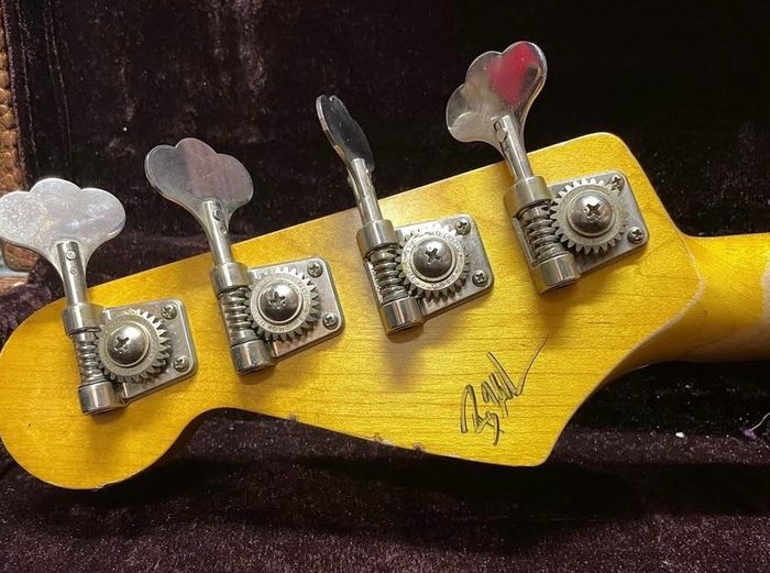 Nash PB-63 Bass