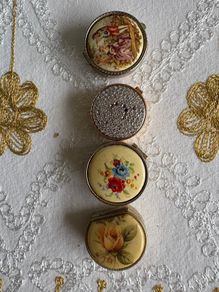 Selection of pill boxes