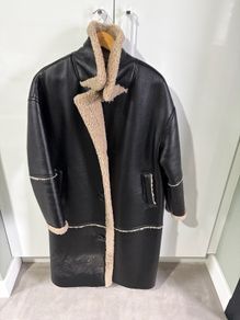 Black fur coat - Primark