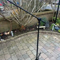 Hercules microphone stand