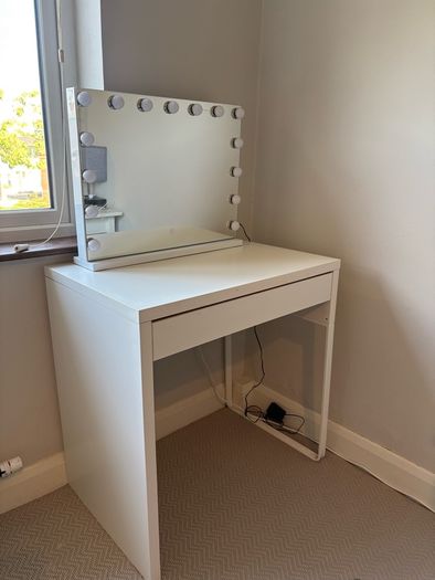 IKEA MICKE Desk White ( mirror sold separately)