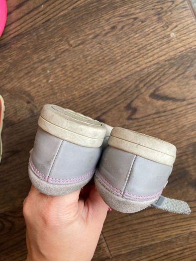 Clarks girl shoes 7F