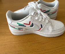 Nike Air Force 1 Size 6