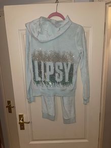 traksuit lipsy London