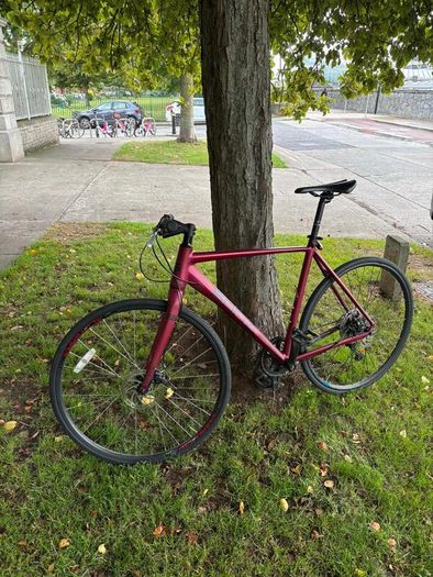 Sona Lightweight Aluminium Speed/Commuter Bike Shimano Disc Brakes