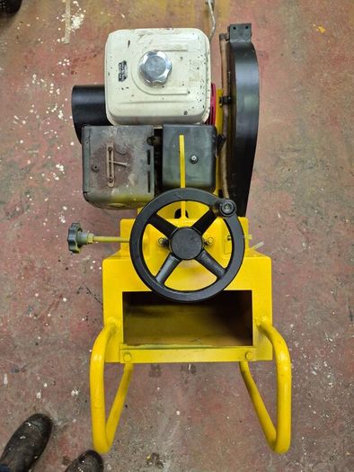 Road saw