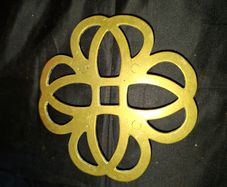 Beautiful Old Solid Brass Trivet featuring a Four Leaf Clover Design, Postage Available