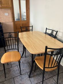 Table and Chsirs
