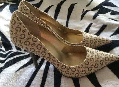 GUESS High Heels