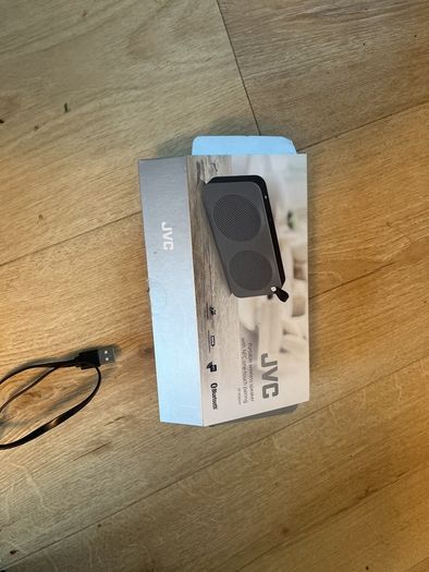 JVC wireless speaker with NFC one touch pairing