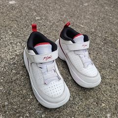 Infant boys Jordan trainers