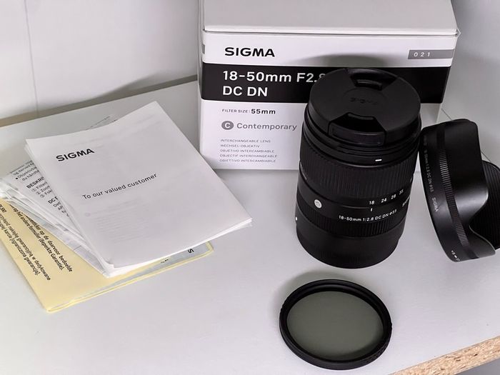 Sigma 18-50mm f/2.8 DC DN Contemporary