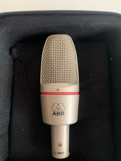 AKG C3000 Condenser Microphone and Shock Mount (Excellent Condition)