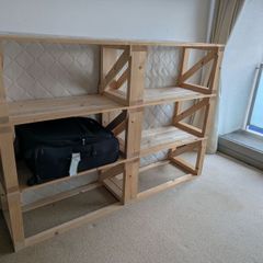 Convertible bed / shelves